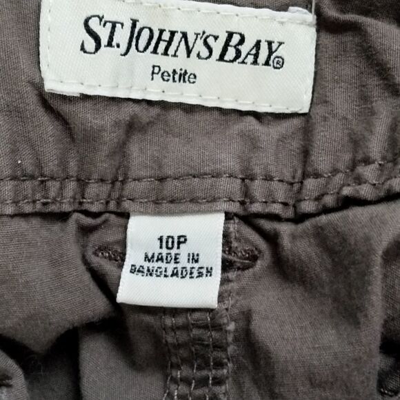 "St. John's Bay" woman's capris - Picture 5 of 7